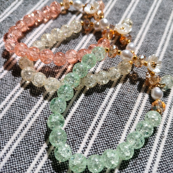 Set of 3 Floral Boho Bracelets - Picture 12 of 12